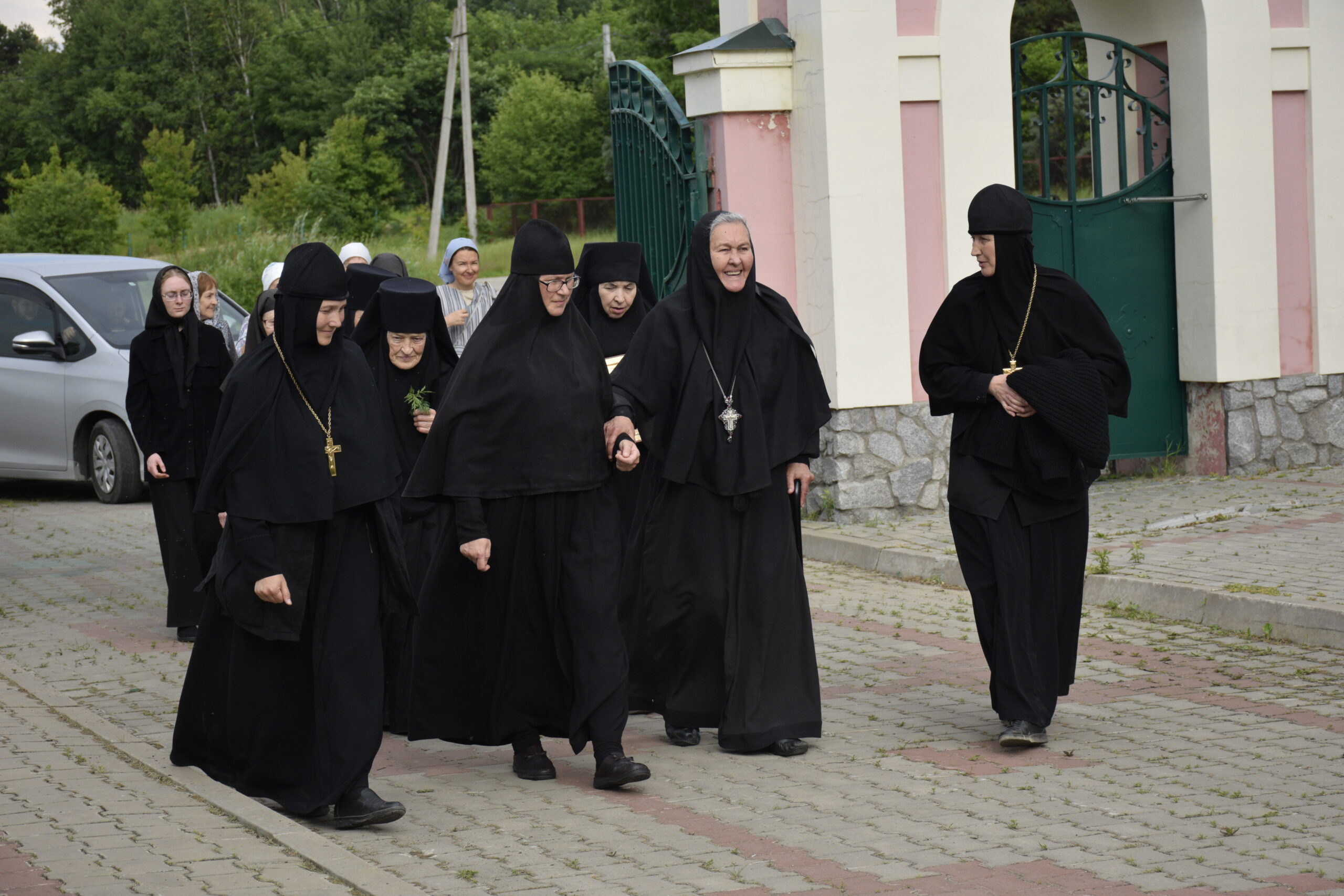 Женский монастырь Задонск монахини